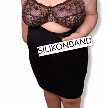 Kjol med shapingeffekt  svart plus size