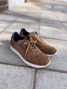 Ara Sneaker