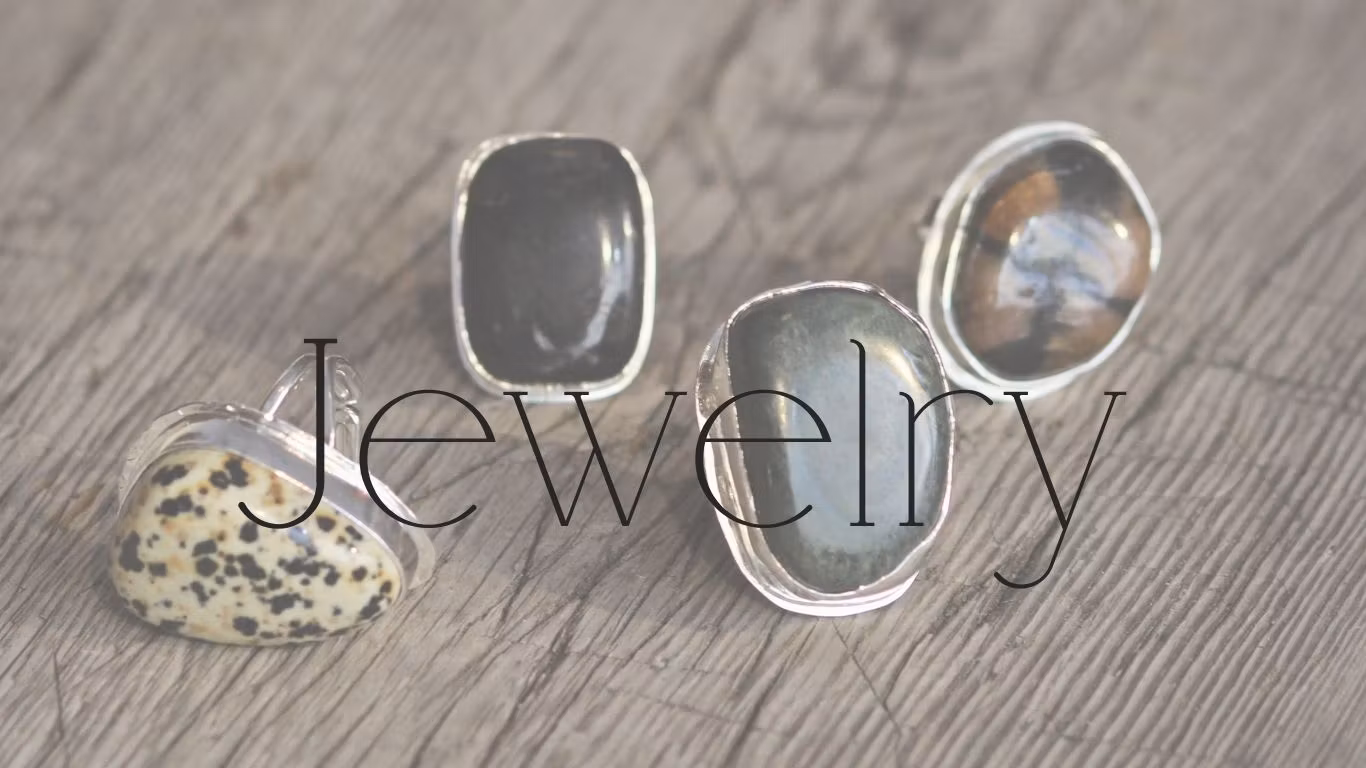 Silver ring with Dalamatian stone