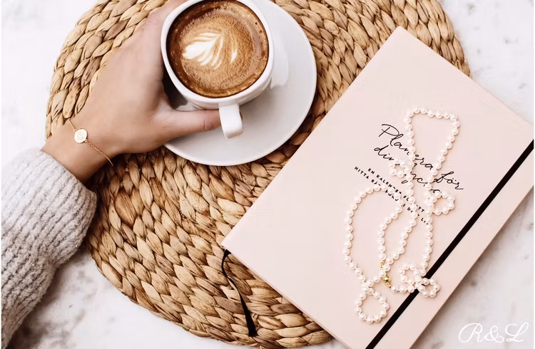 Gabrielle Pearl Necklace 48