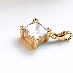 Lola Charm Gold
