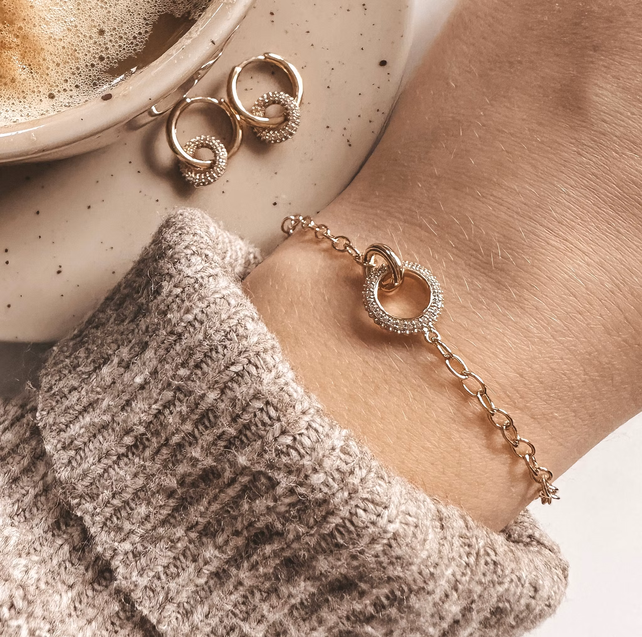 Eternity Bracelet Gold CZ