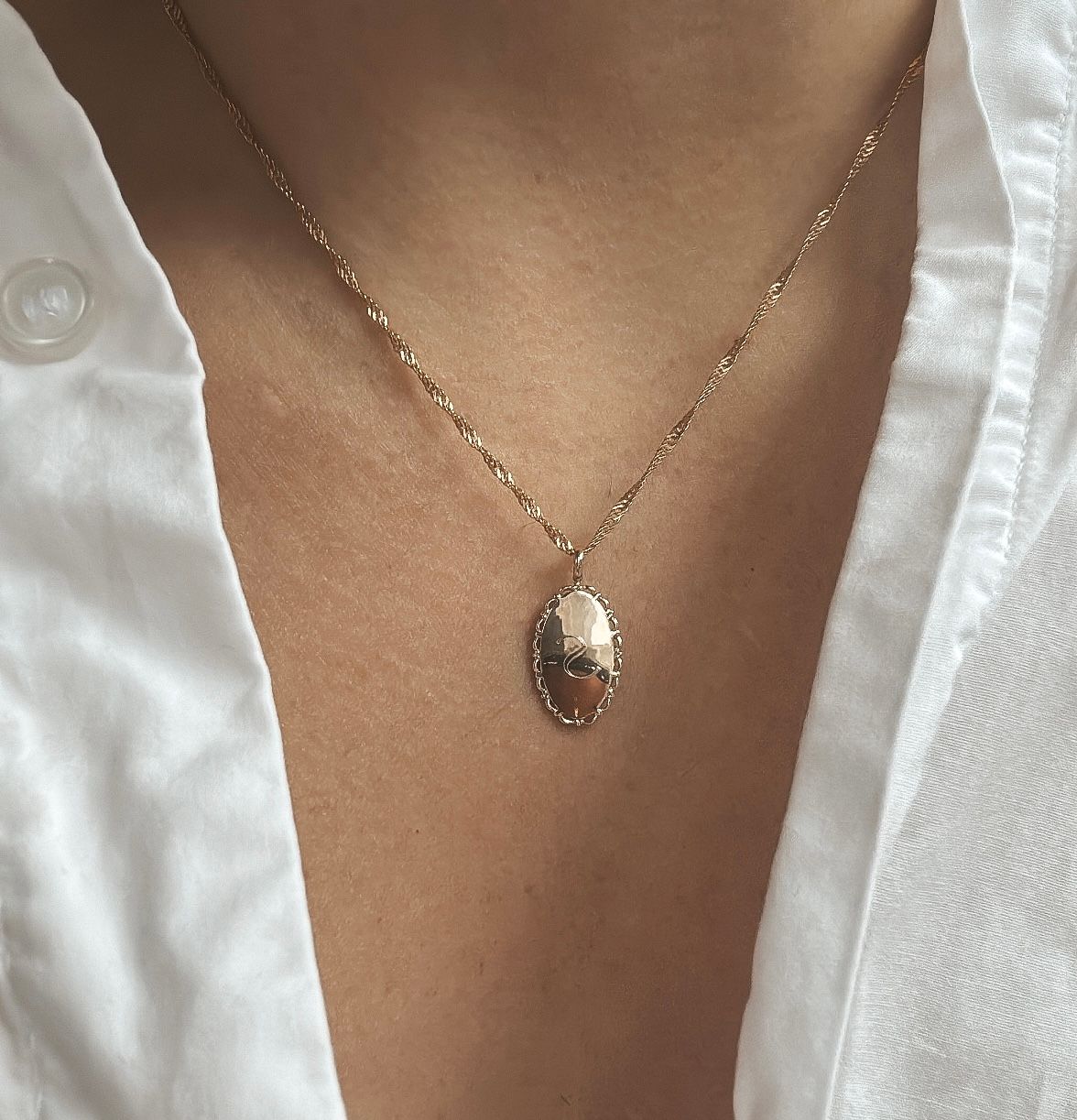 Claire Name Coin Oval Gold