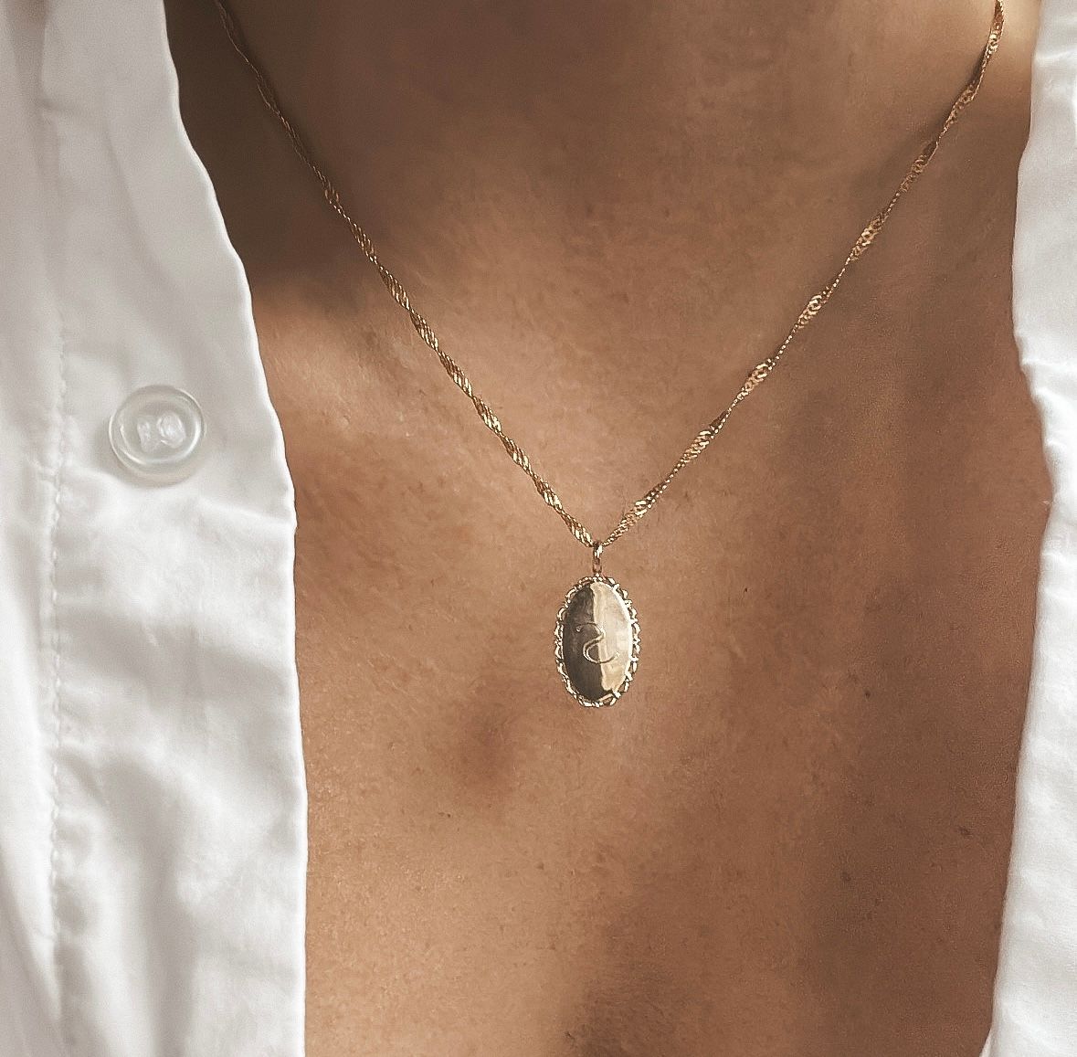 Claire Name Coin Oval Gold