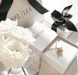 Lola Necklace Gold