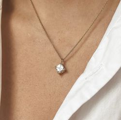 Lola Necklace Gold