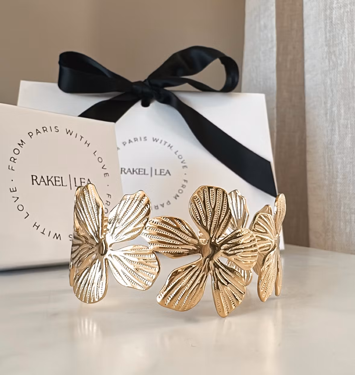 Fleur Bangle Gold PVD
