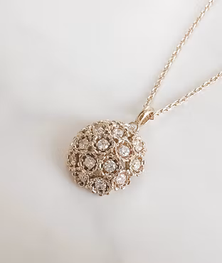 Vivienne Necklace Gold