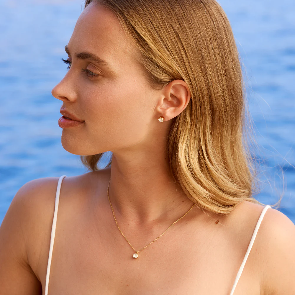 Natti Stud Necklace Gold/ Linen Ignite