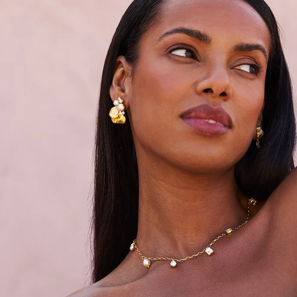 Lumina Necklace Gold/ Pearl + Crystal