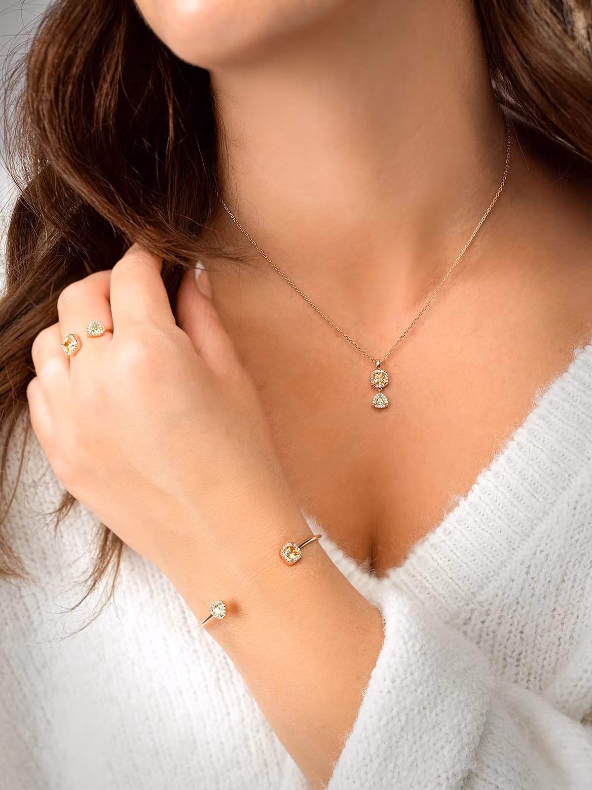 Lumière Necklace Gold