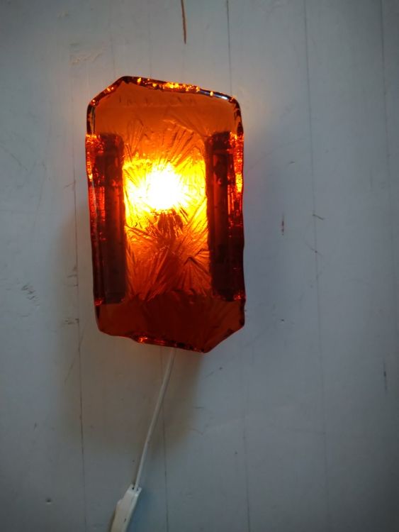 Vägglampa (fri frakt)