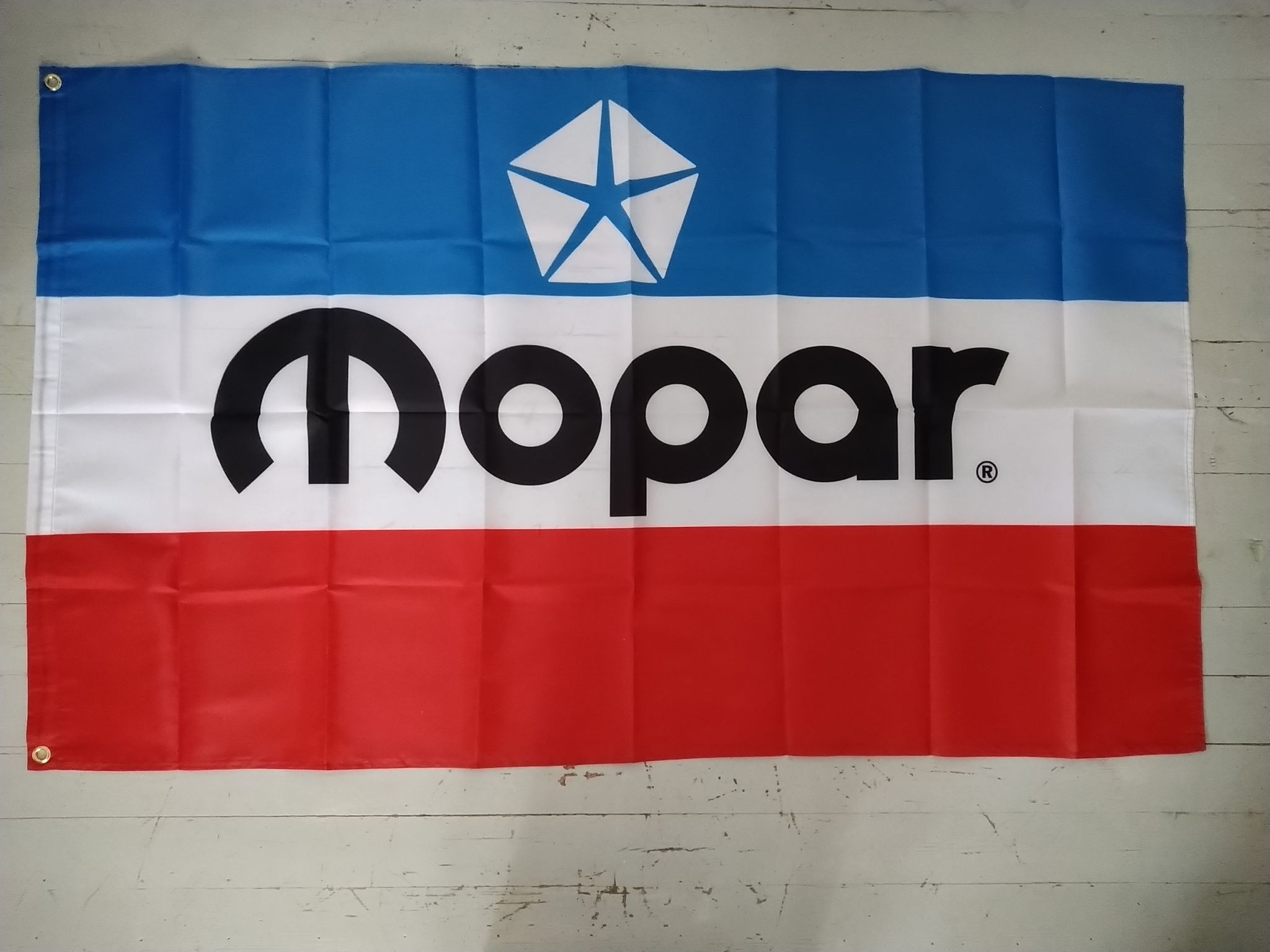 Flagga/Väggbonad Mopar 90x150 cm