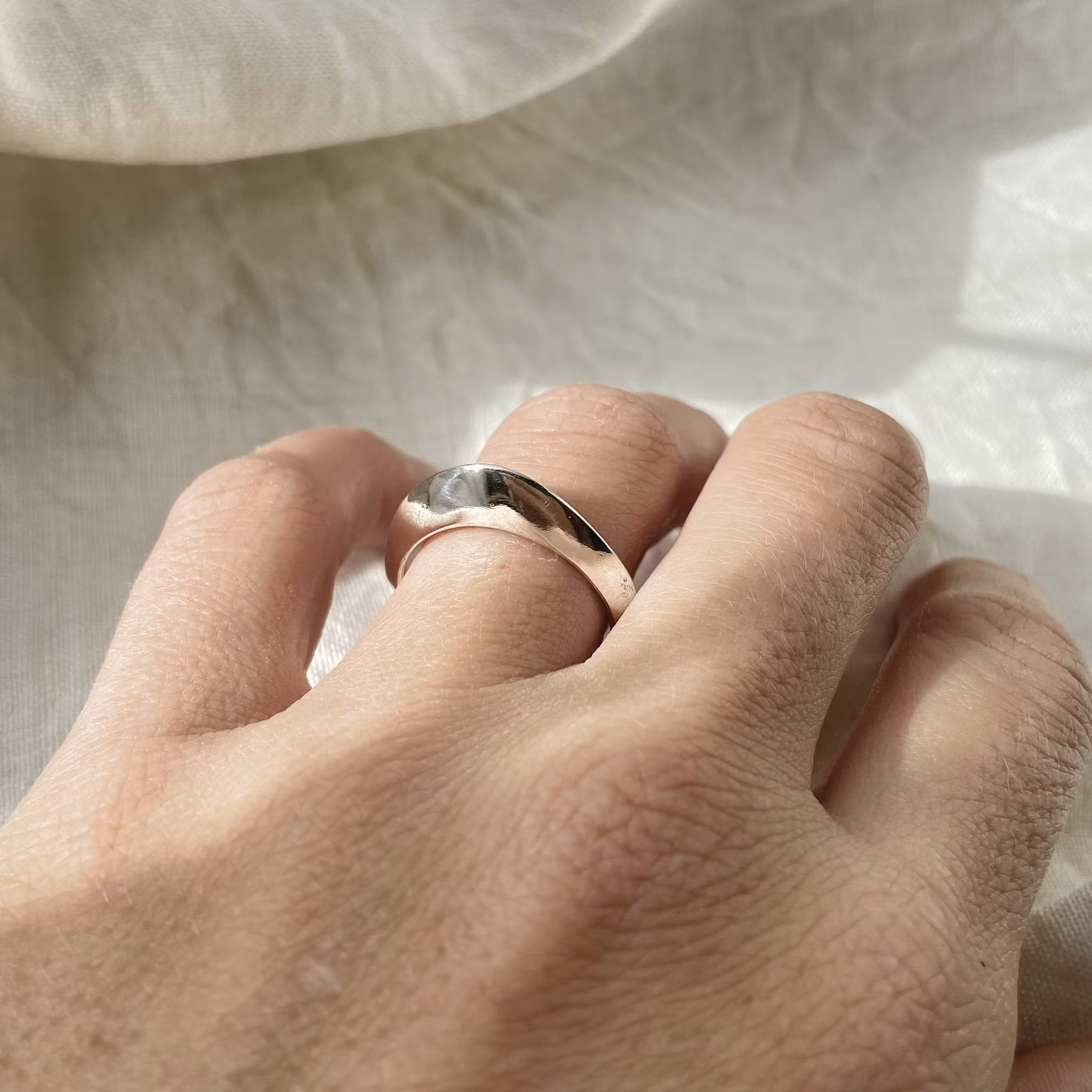 OVOID RING