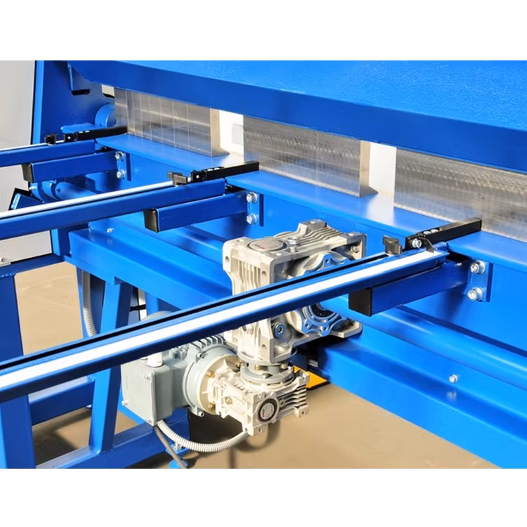 1,2 och 1,5m Motordriven Lådbock HSSM