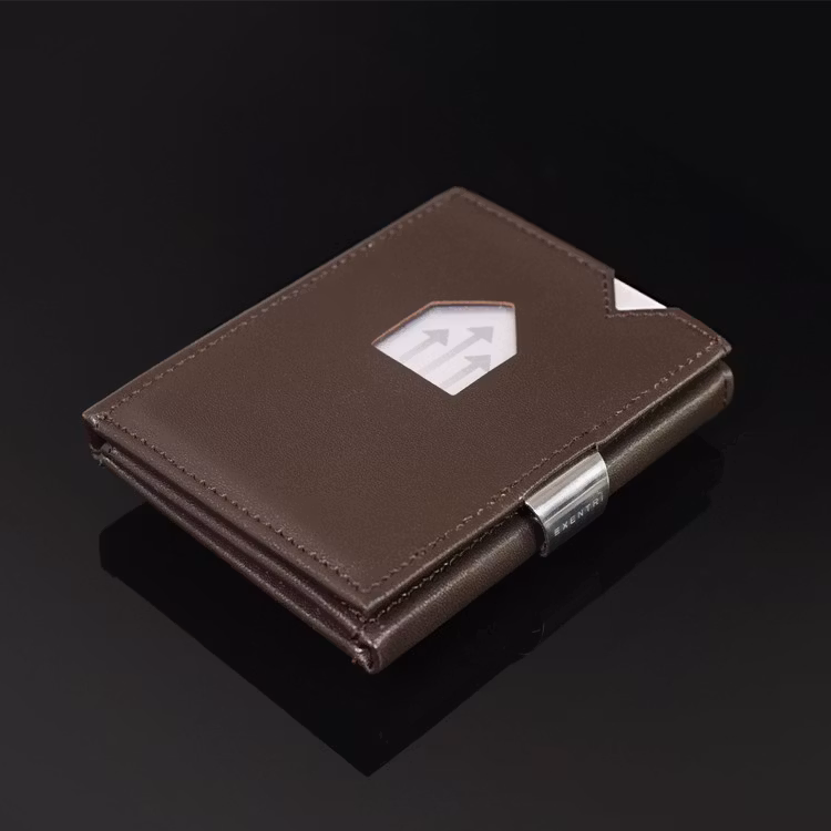 Exentri Wallet Brown, smart plånbok designad för kort, sedlar och kvitton.