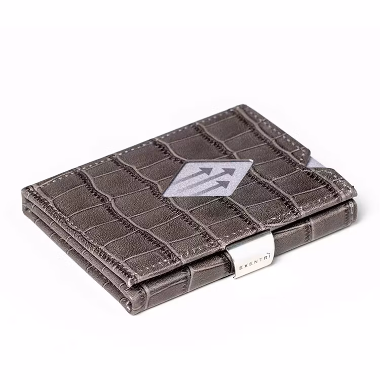 Exentri Wallet Caiman Grey, smart plånbok designad för kort, sedlar och kvitton.