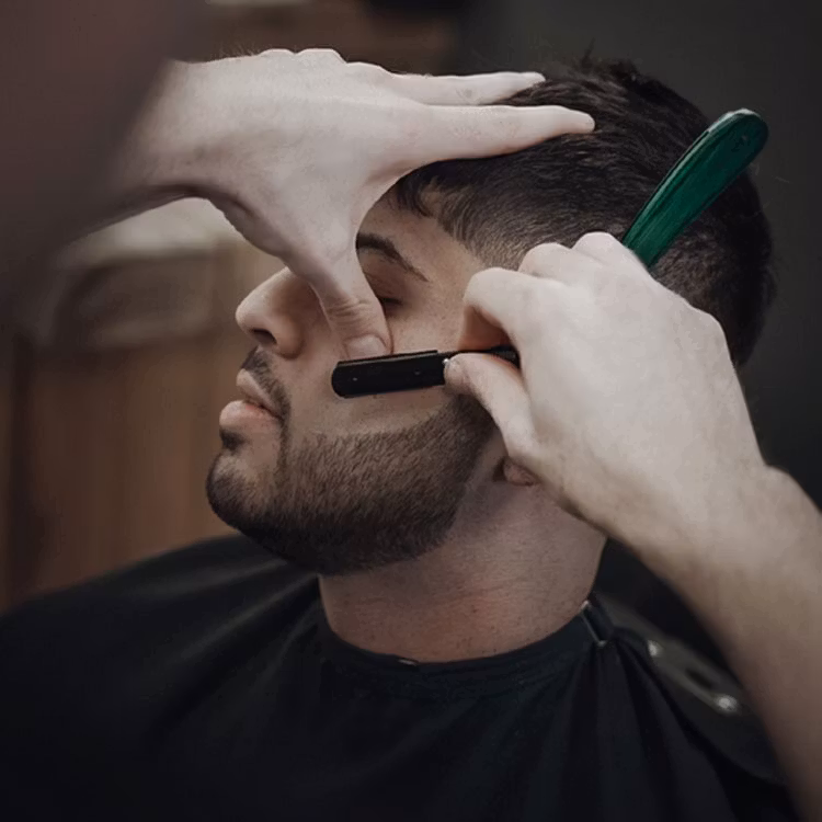 Barbarossa Brothers The Jolly Roger Black & Gold