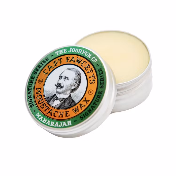 Captain Fawcett Maharajah Moustache Wax, vårdande mustaschvax för dig som kräver lite extra stadga. Inspirerad av indiska doftnoter i ett samarbete med The Jodhpur Company.