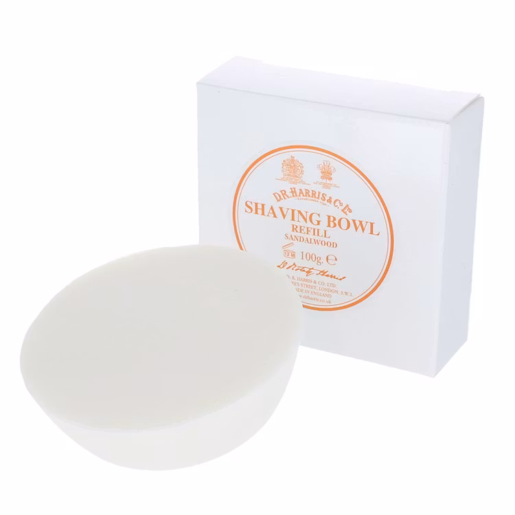 D.R. Harris Sandalwood Shaving Soap Refill, Raktvål som ger ett lyxigt och krämigt lödder. Doftsatt med D.R. Harris tolkning av sandelträ.