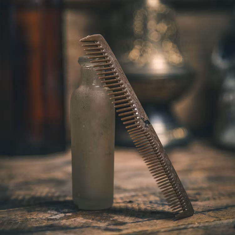 The Bluebeards Revenge Liquid Wood Beard & Mo’ Comb