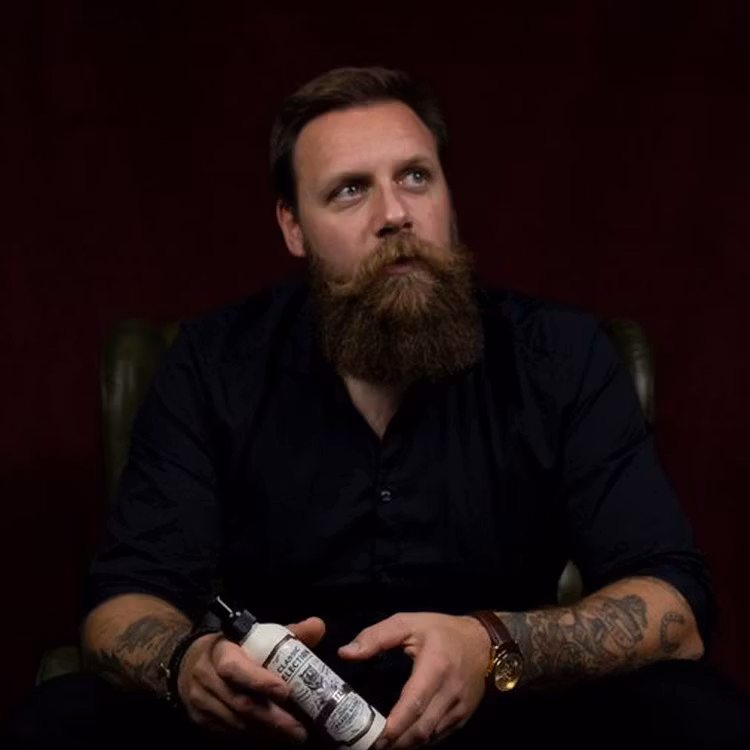 Mr Bear Family Beard Wash Golden Ember