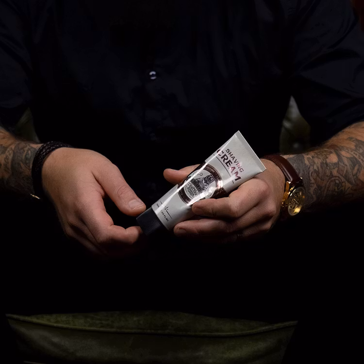 Mr Bear Family Shaving Cream Golden Ember