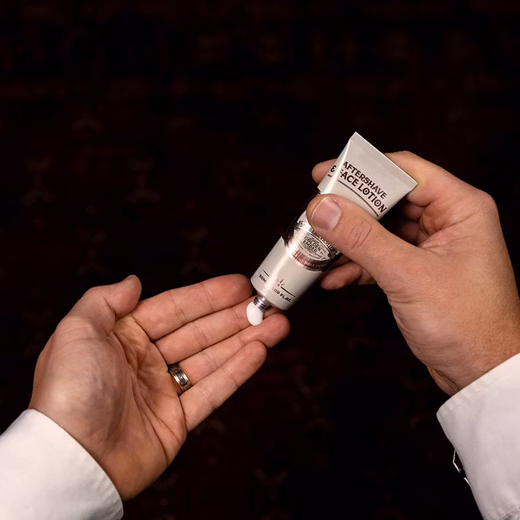 Mr Bear Family Aftershave & Face Lotion Golden Ember