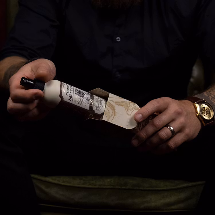 Mr Bear Family Grooming Spray Golden Ember