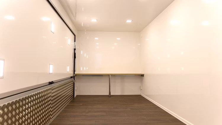 Foodtruck Foodtrailer öppetkök Glassvagn