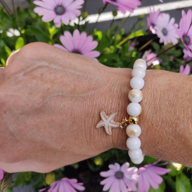 Armband - cremevita stenpärlor