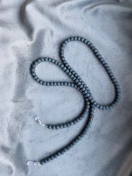 Halsband för glasögon