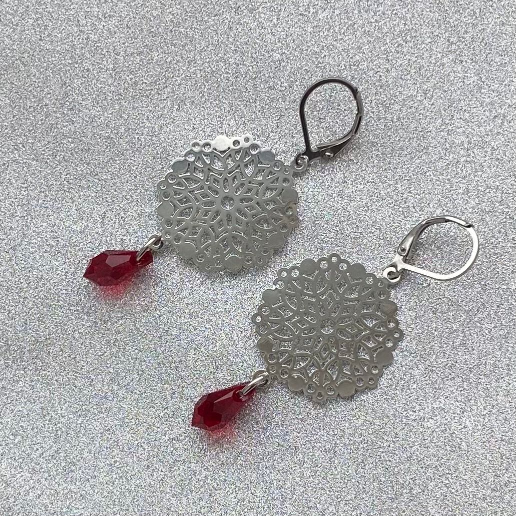 Örhängen - Swarovski röda