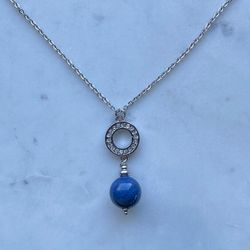 Halsband - strass och blå pärla