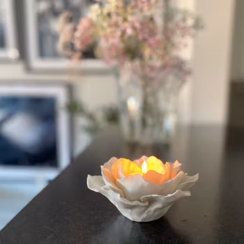 Majas ljushållare Peony