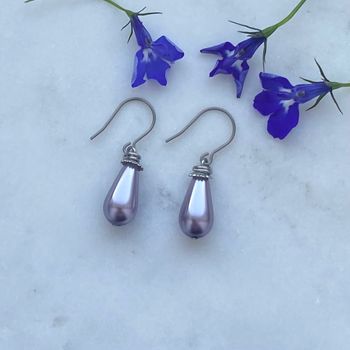 Örhängen - titan och Preciosa Nacre Pearls