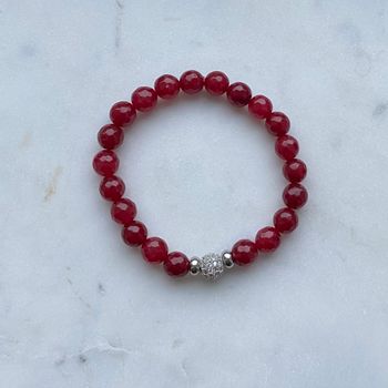 Armband - röda stenpärlor