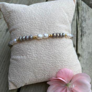 Armband - små pärlor