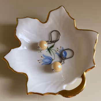 Örhängen - Pearlescent Yellow