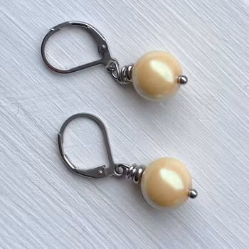 Örhängen - Pearlescent Yellow