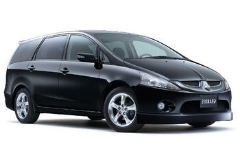 Tummennuskalvot Mitsubishi Grandis