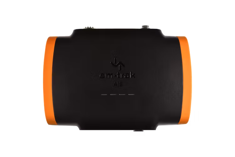 Em-trak - AIS klass B transponder, 5W SOTDMA, WiFi & Bluetooth