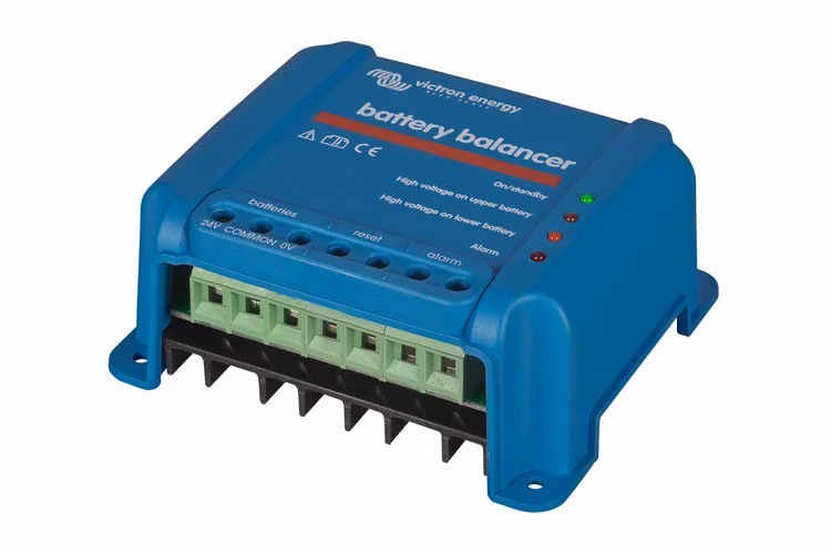 Victron Energy - Battery Balancer, équilibre la tension entre les batteries 12V dans un banc de batteries 24/48V