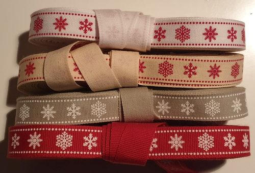 Julband med snöflingor