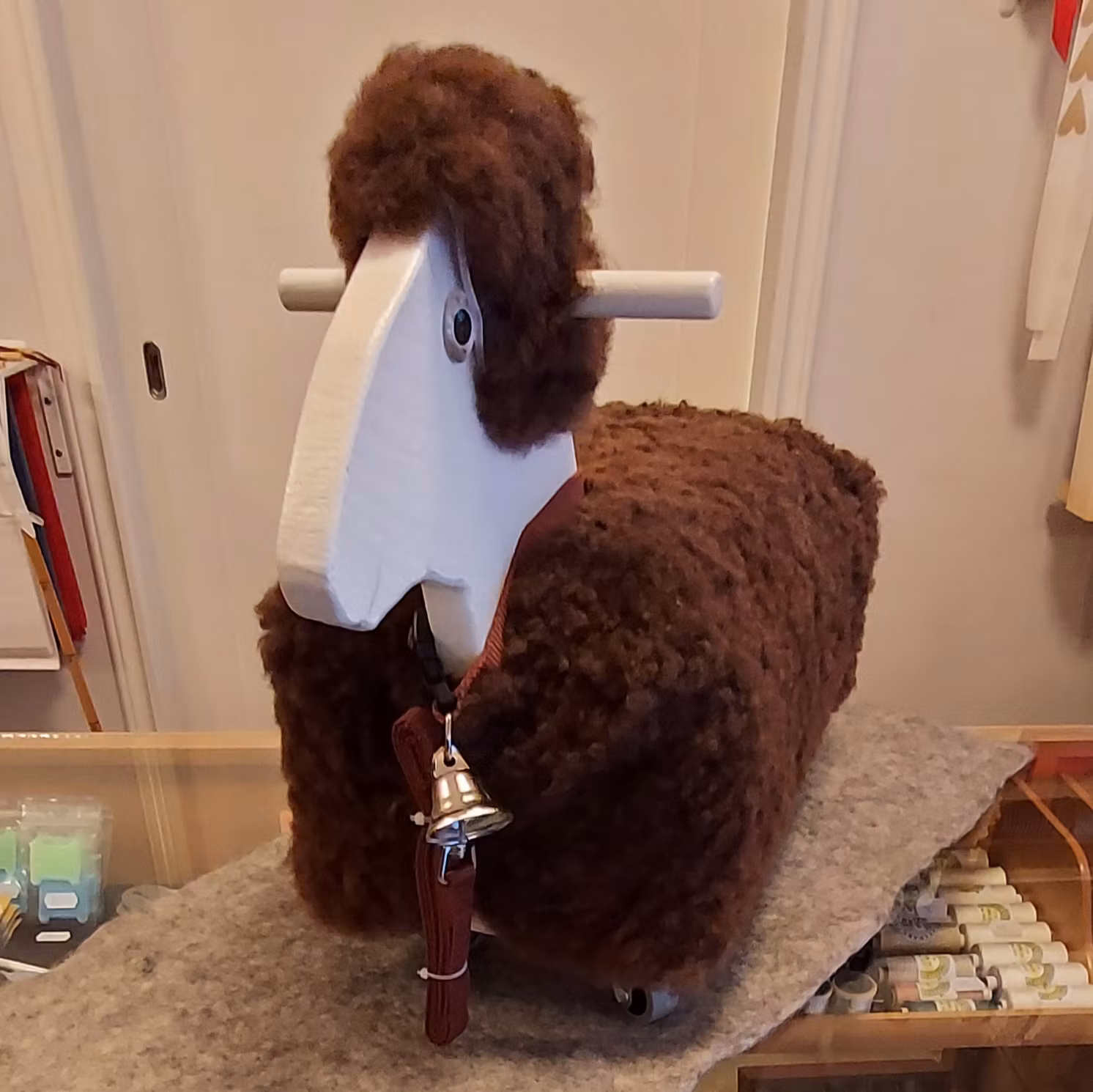 Får på hjul - handgjord