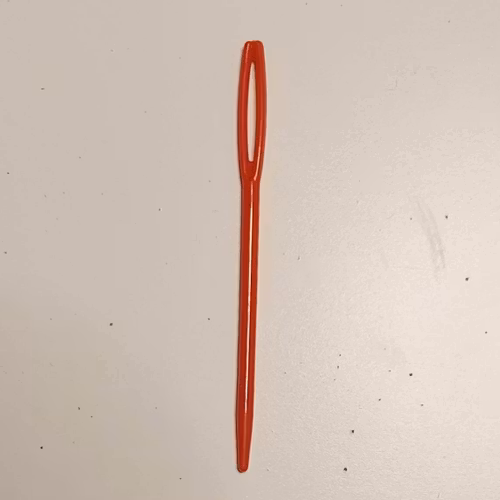 Nål av plast