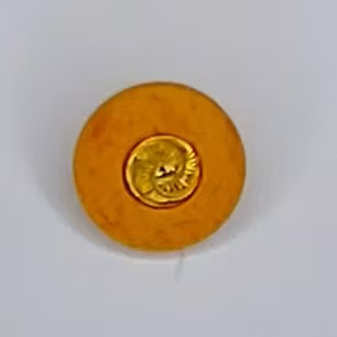 Gul/guld metall knapp 16 mm