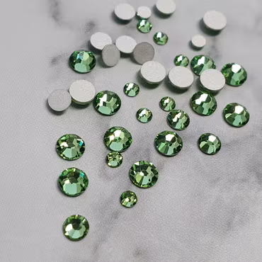 Preciosa Flatback Peridot