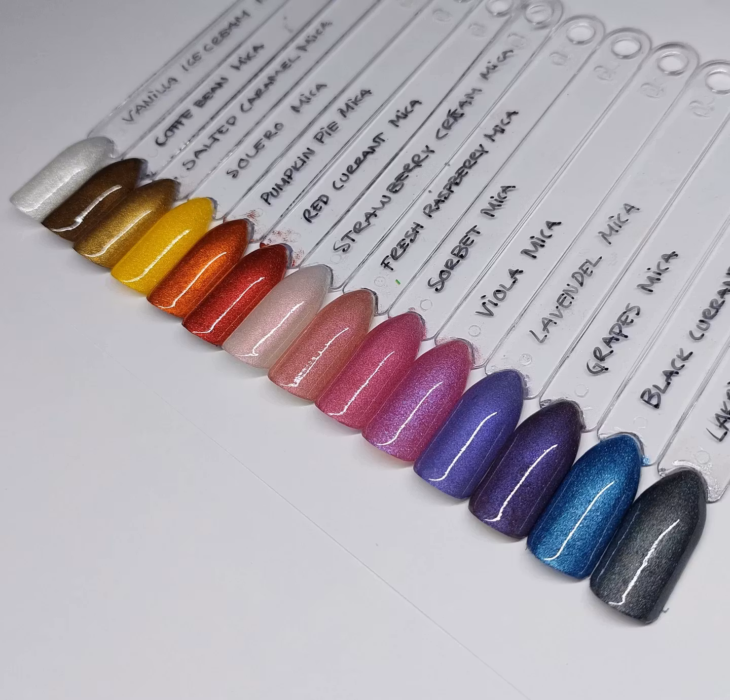 Mica Pigment Strawberry Cream