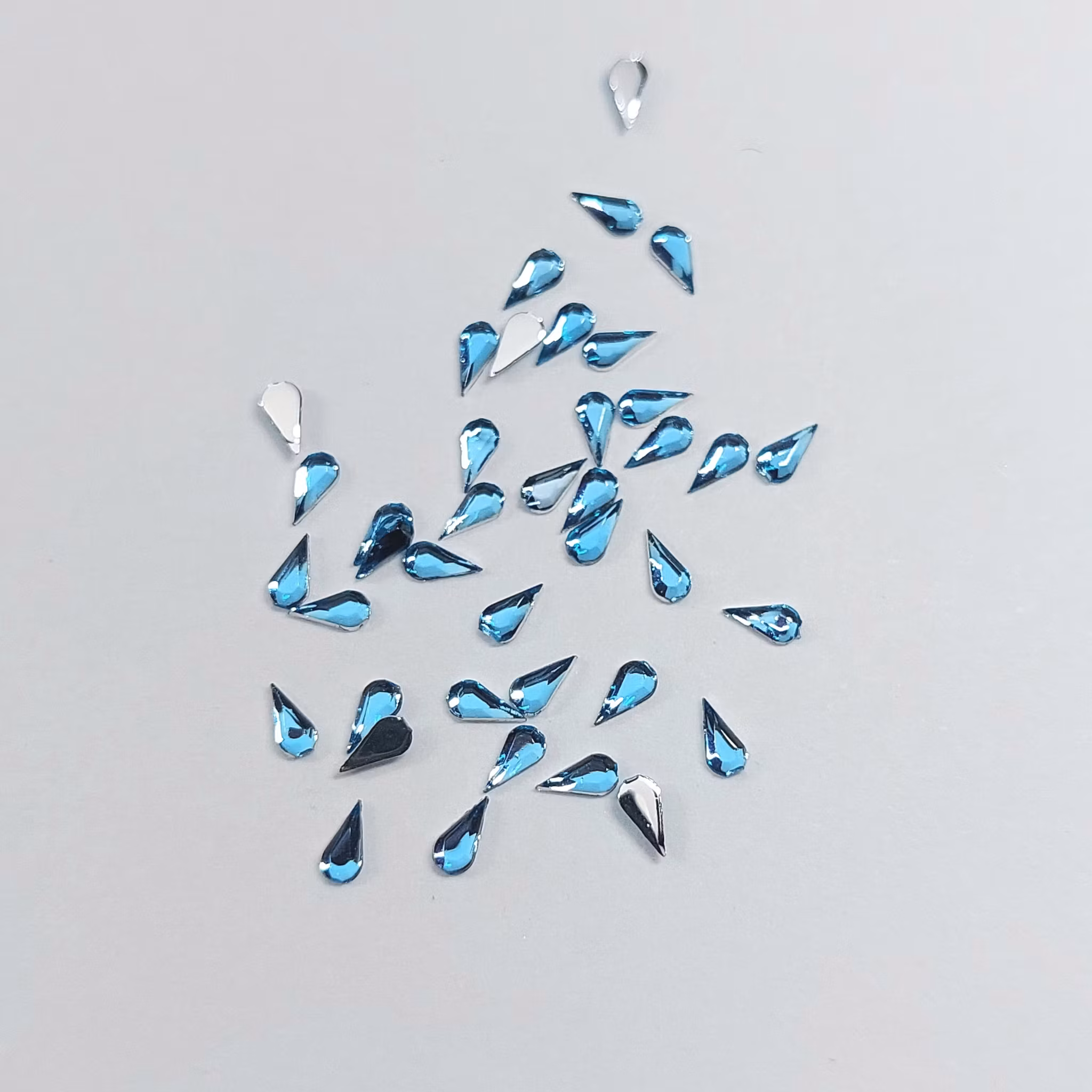 Akryl Small Drops